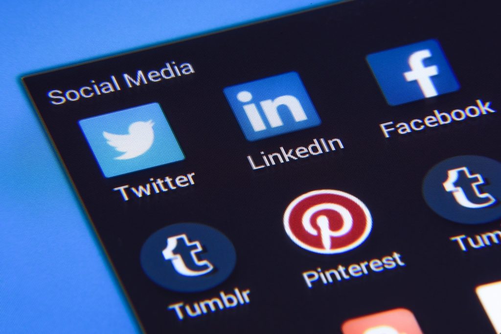 social-media-1795578
